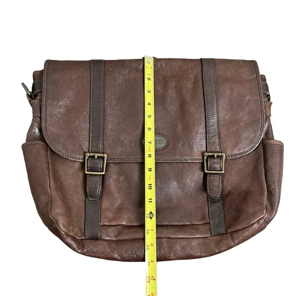 Fossil Men’s Leather Estate Messenger East West Brown Messenger Bag - Picture 12 of 16